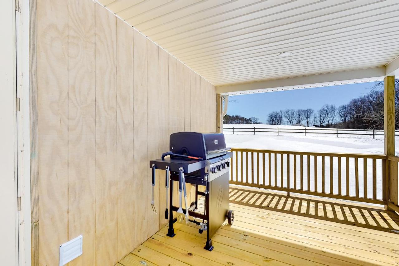 Villa Finger Lakes Stunner à Dundee Extérieur photo